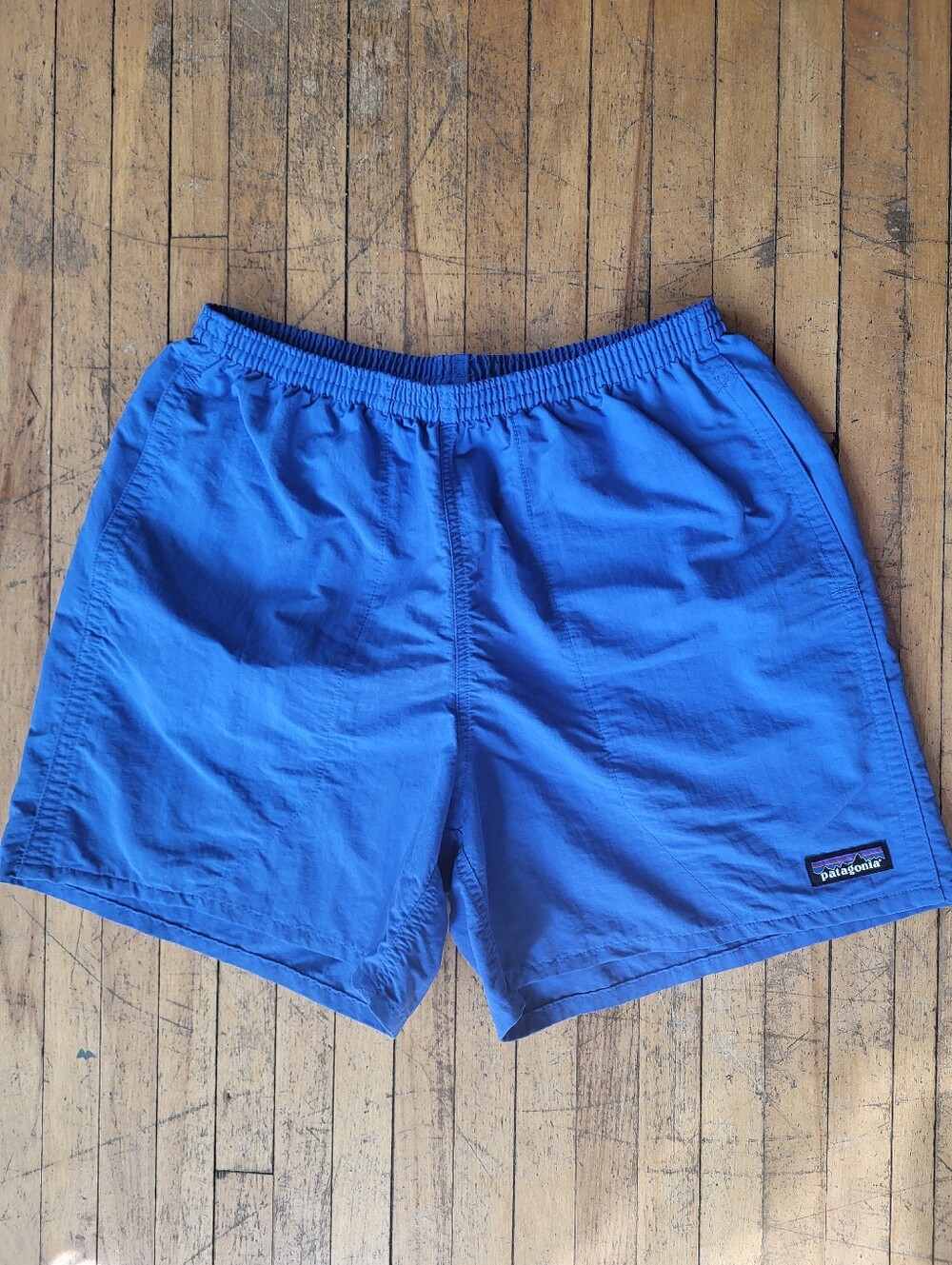 Blue Patagonia Baggies men's small 5"